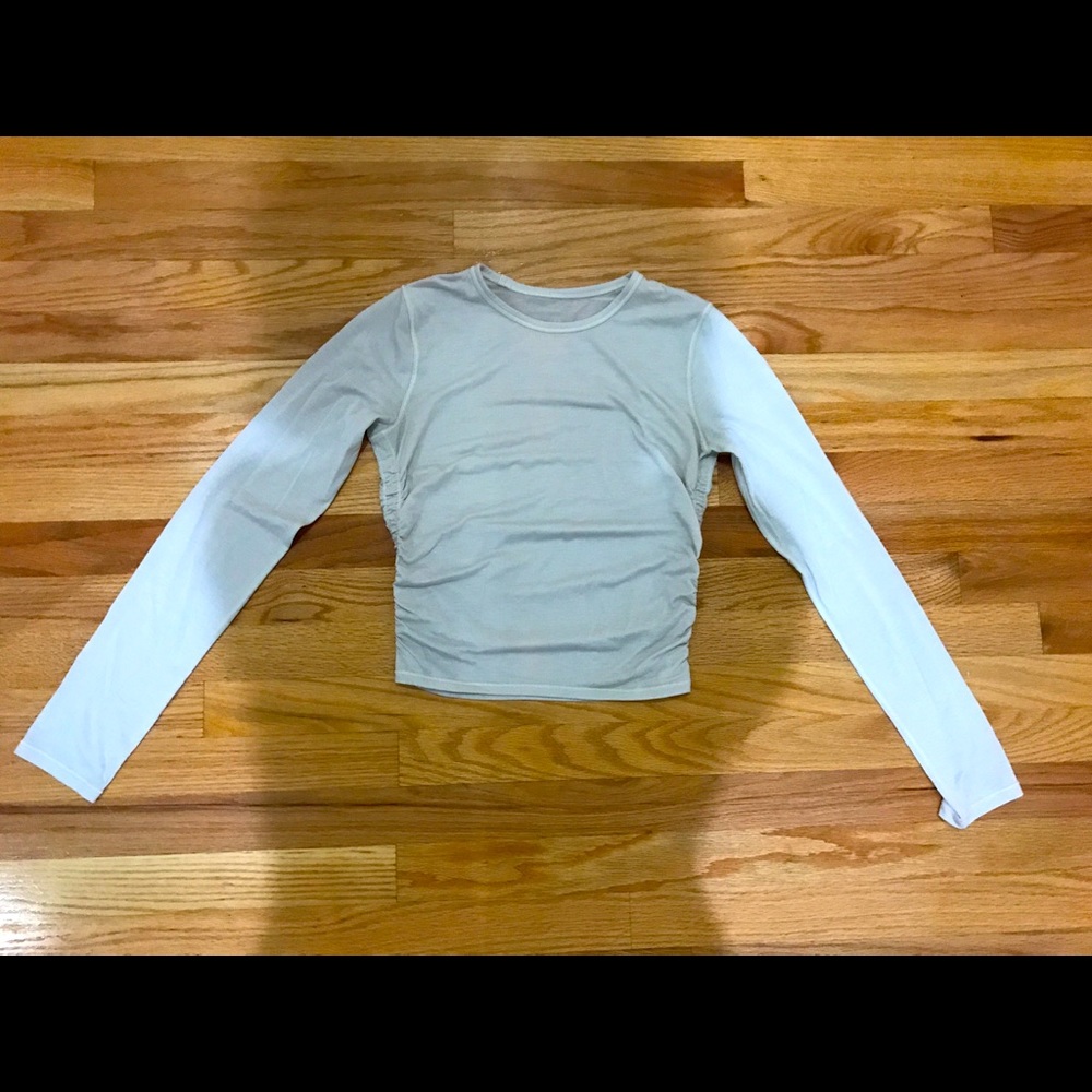White lululemon long sleeve